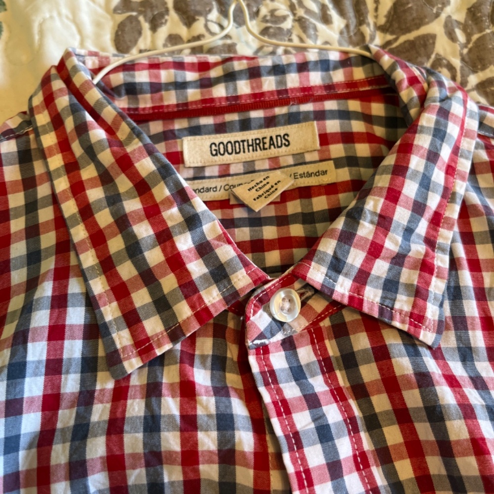 Men’s button down - Picture 2 of 2